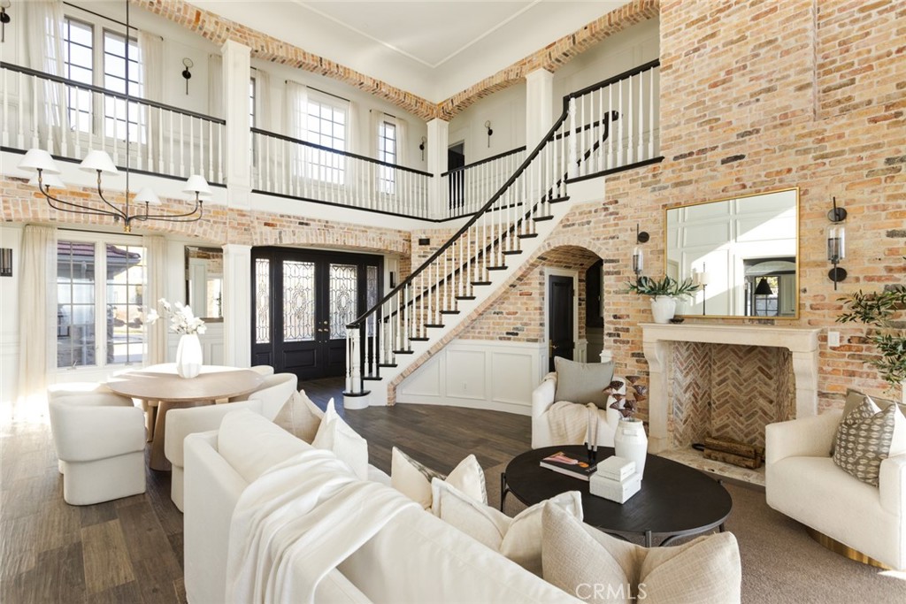 657 Via Faisan San Clemente, CA 92673 - Photo 7 of 71