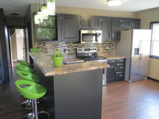 $1,200 | 702 North Main Street, Unit 1, Auburn, IN 46706