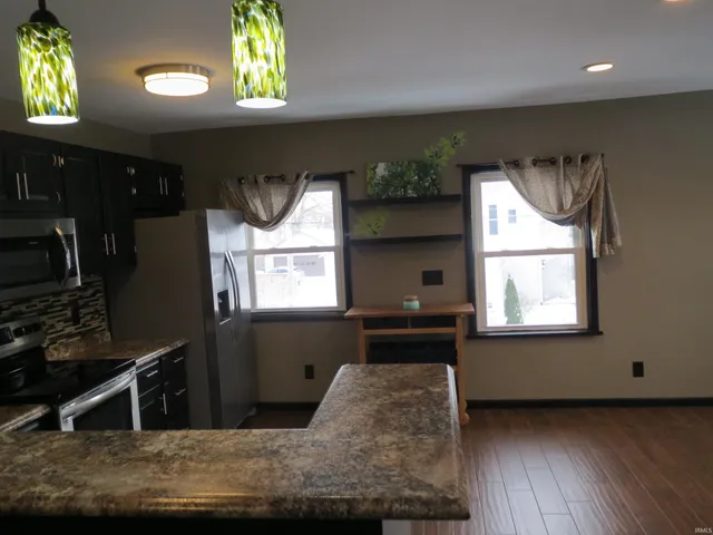 $1,200 | 702 North Main Street, Unit 1, Auburn, IN 46706