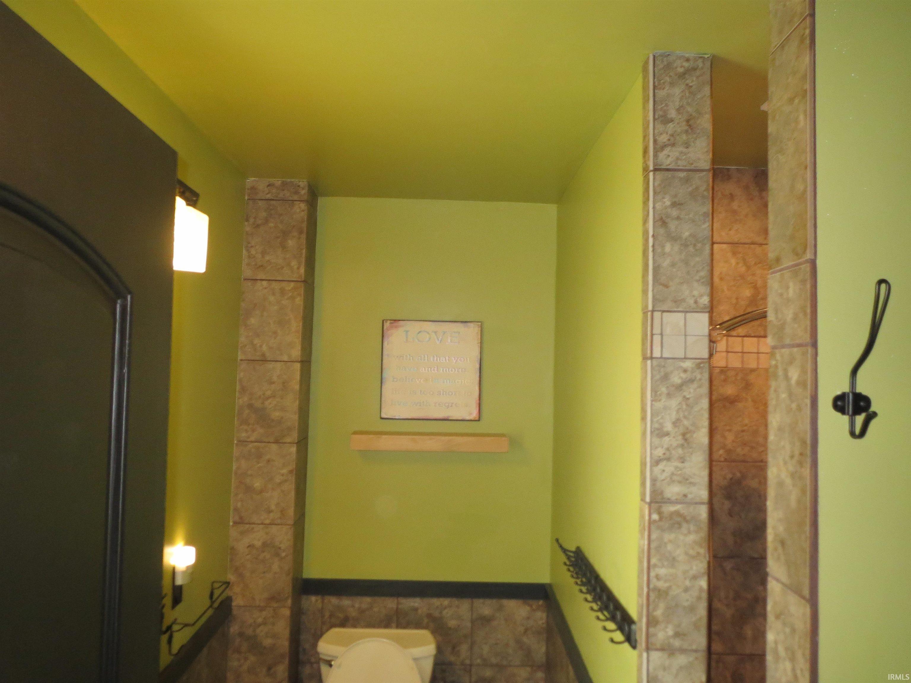 702 North Main Street, Unit 1 Auburn, IN 46706 - Photo 7 of 11