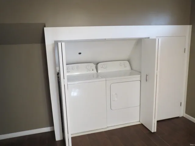 $1,200 | 702 North Main Street, Unit 1, Auburn, IN 46706