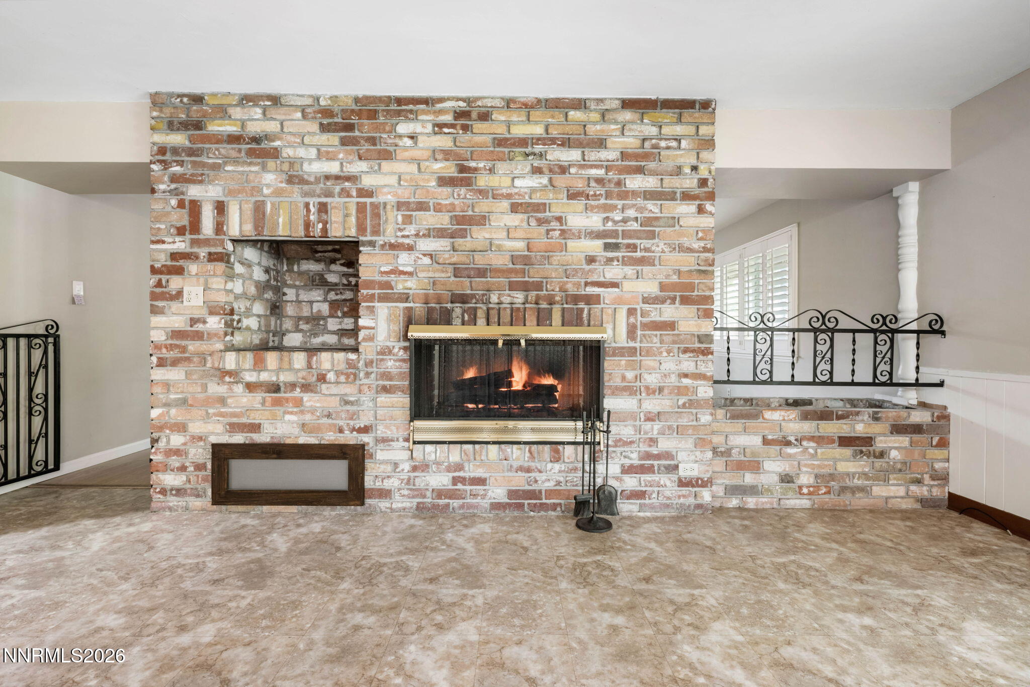 3015 Idlewild Drive Reno, NV 89509 - Photo 6 of 40 14-web-or-mls-DSC_5911