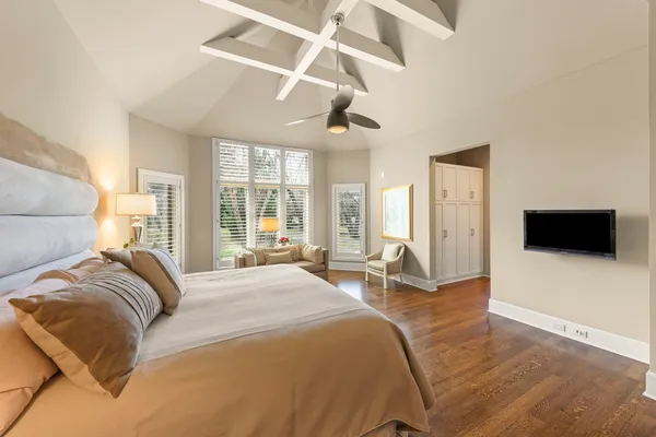 $2,950,000 | 1807 Midwest Club Parkway, Oak Brook, IL 60523