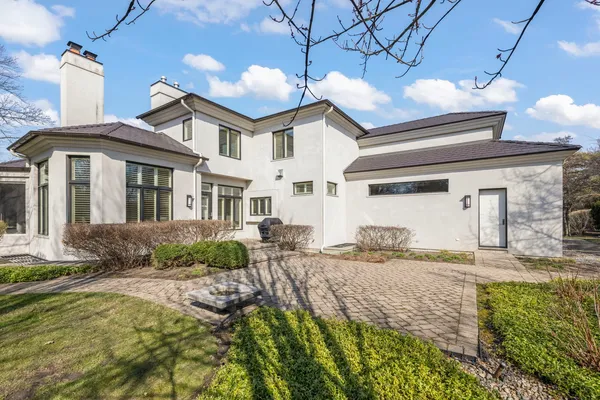 $2,950,000 | 1807 Midwest Club Parkway, Oak Brook, IL 60523