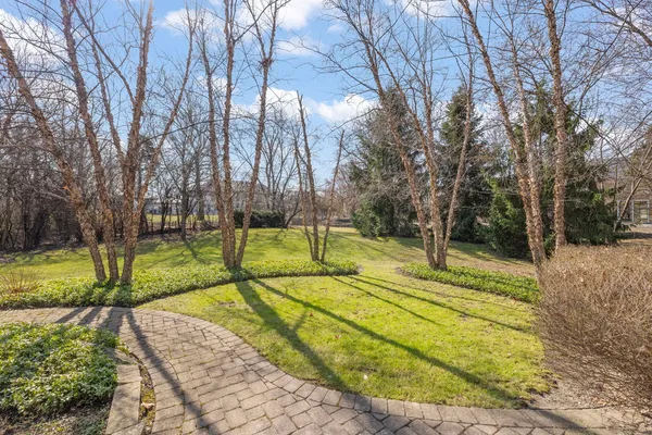 $2,950,000 | 1807 Midwest Club Parkway, Oak Brook, IL 60523