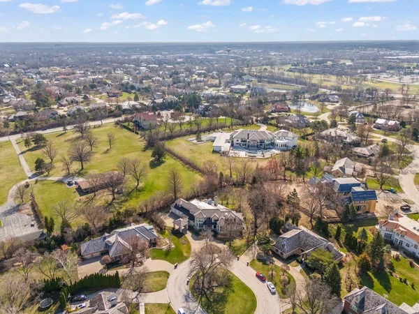 $2,950,000 | 1807 Midwest Club Parkway, Oak Brook, IL 60523