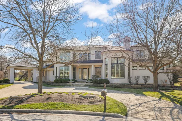 $2,950,000 | 1807 Midwest Club Parkway, Oak Brook, IL 60523