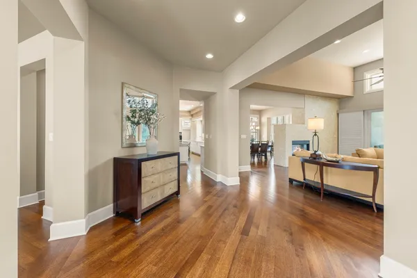 $2,950,000 | 1807 Midwest Club Parkway, Oak Brook, IL 60523