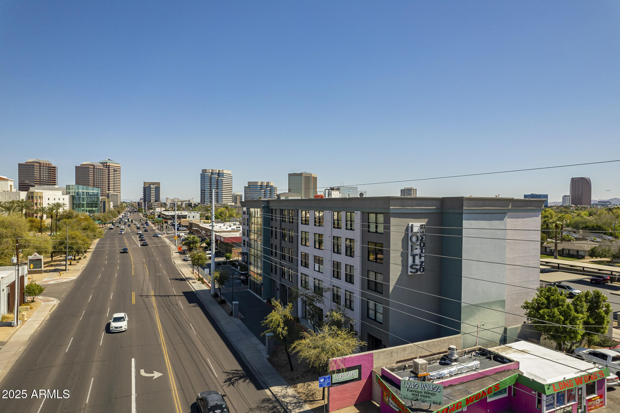 535 West Thomas Road, Unit 410 Phoenix, AZ 85013 - Photo 14 of 33 a view of balcony with furniture and city view