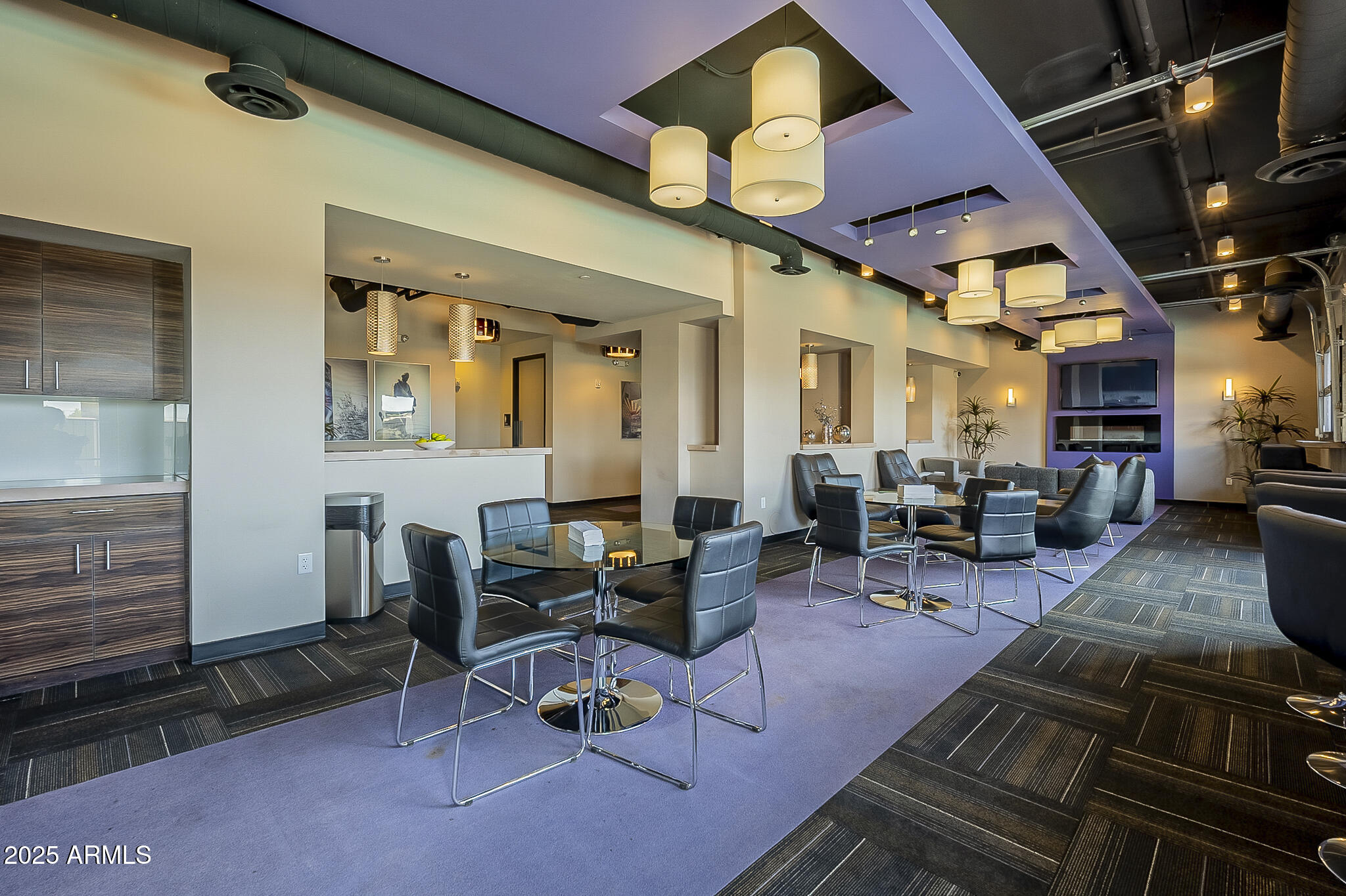 535 West Thomas Road, Unit 410 Phoenix, AZ 85013 - Photo 30 of 33 a living room filled with furniture