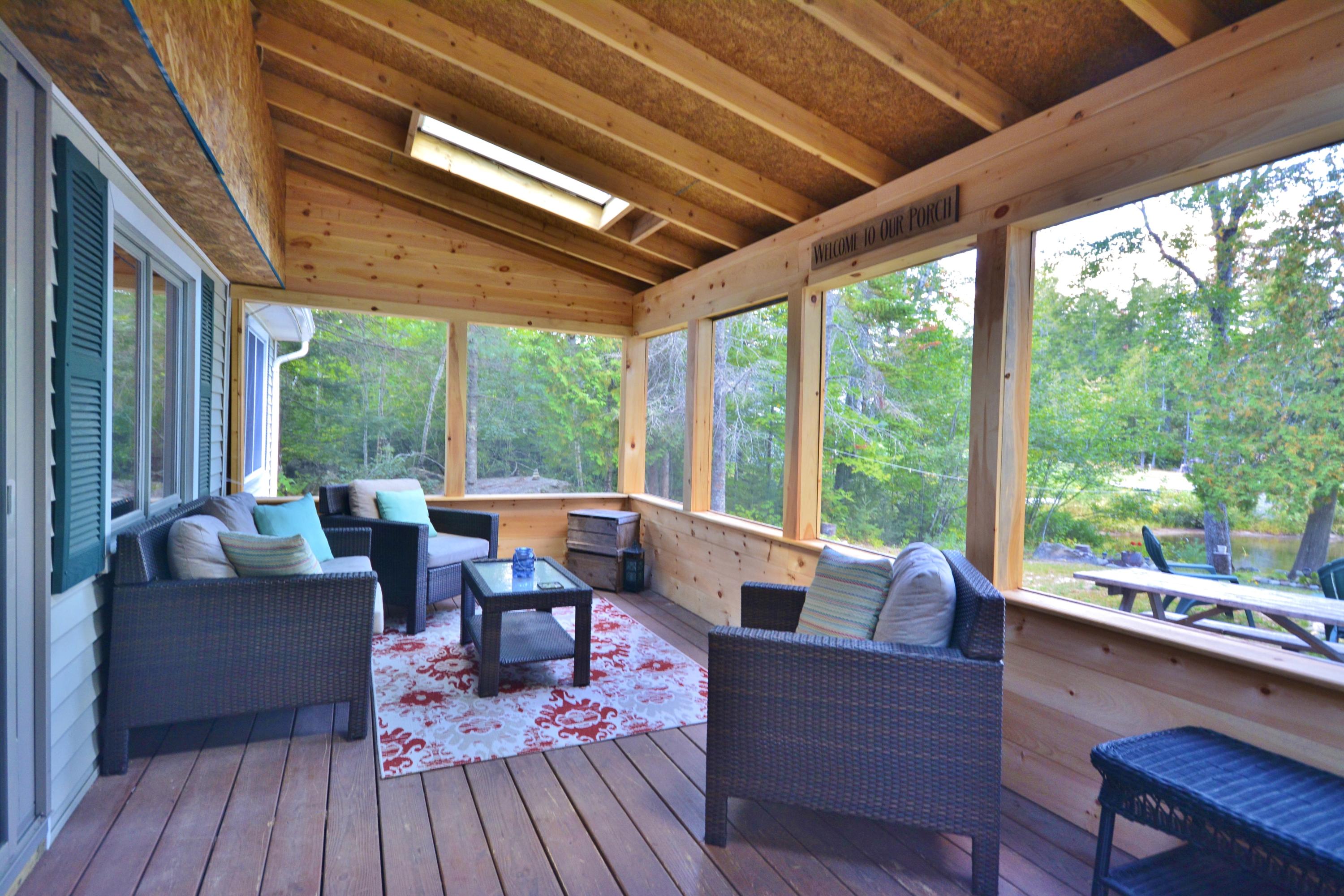 885 West Shore Road Ellsworth, ME 04605 - Photo 6 of 33 Screened-In Porch