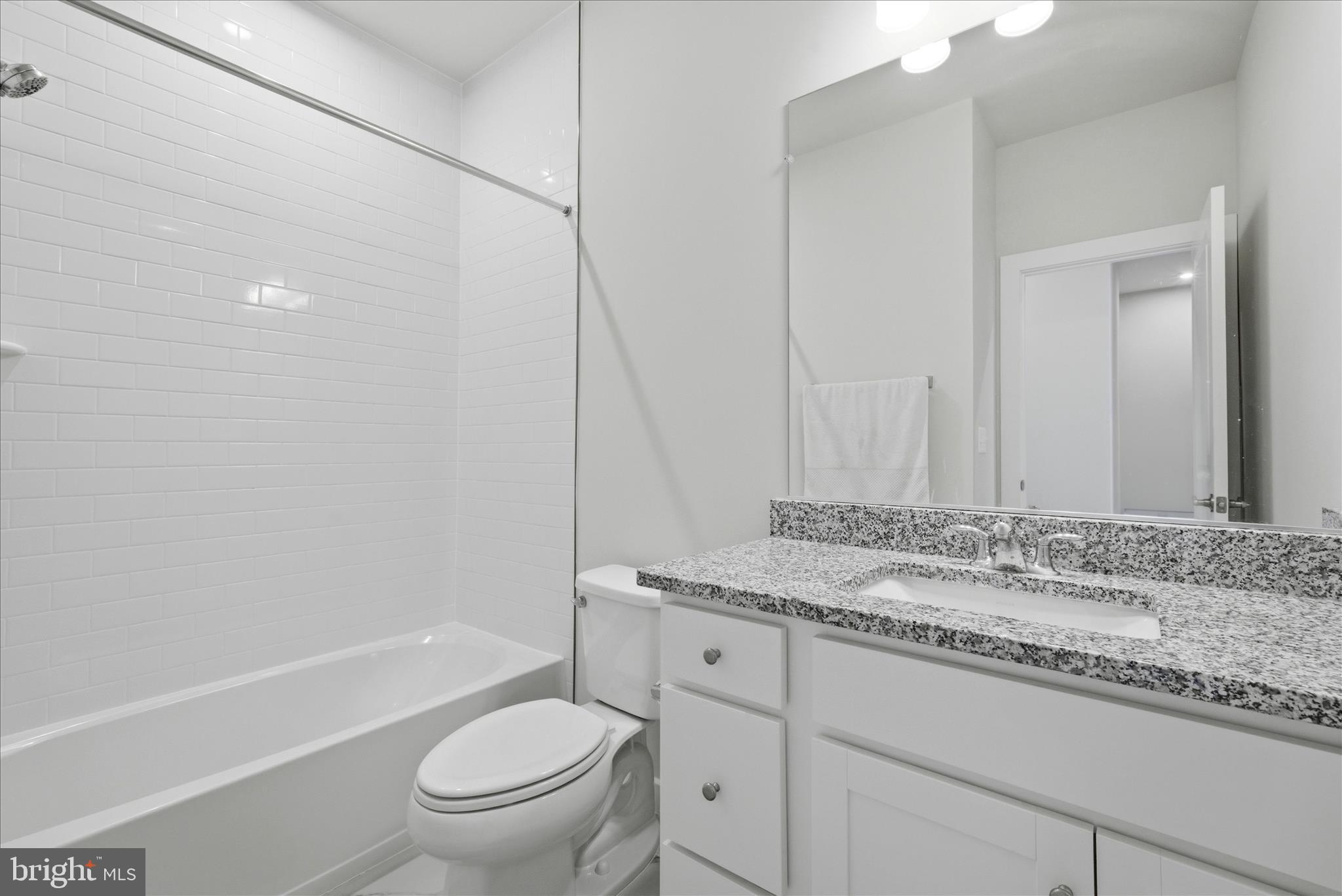 18351 Moss Garden Road Dumfries, VA 22026 - Photo 32 of 58 Bathroom