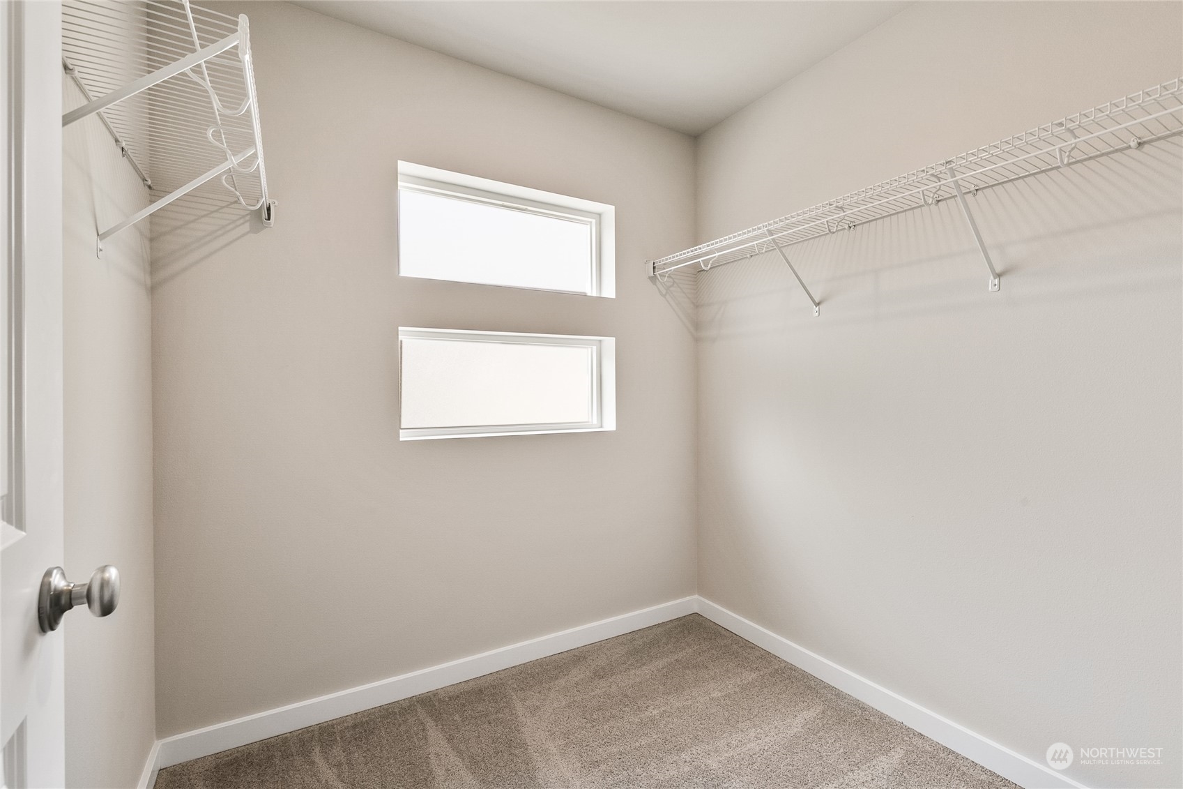 417 207th Street Southeast Bothell, WA 98012 - Photo 26 of 36 Gallery Image 26