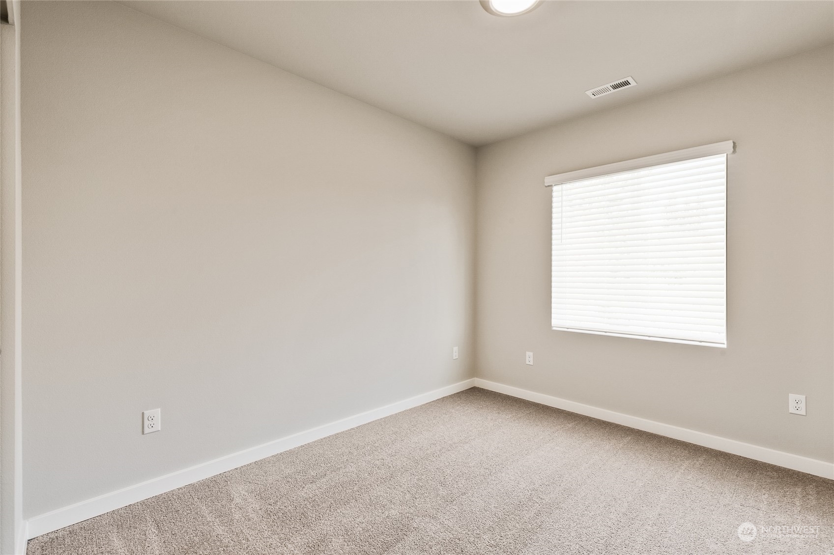 417 207th Street Southeast Bothell, WA 98012 - Photo 30 of 36 Gallery Image 30