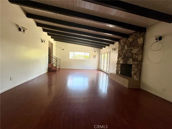 $4,900 | 5421 West 120th Street, Inglewood, CA 90304