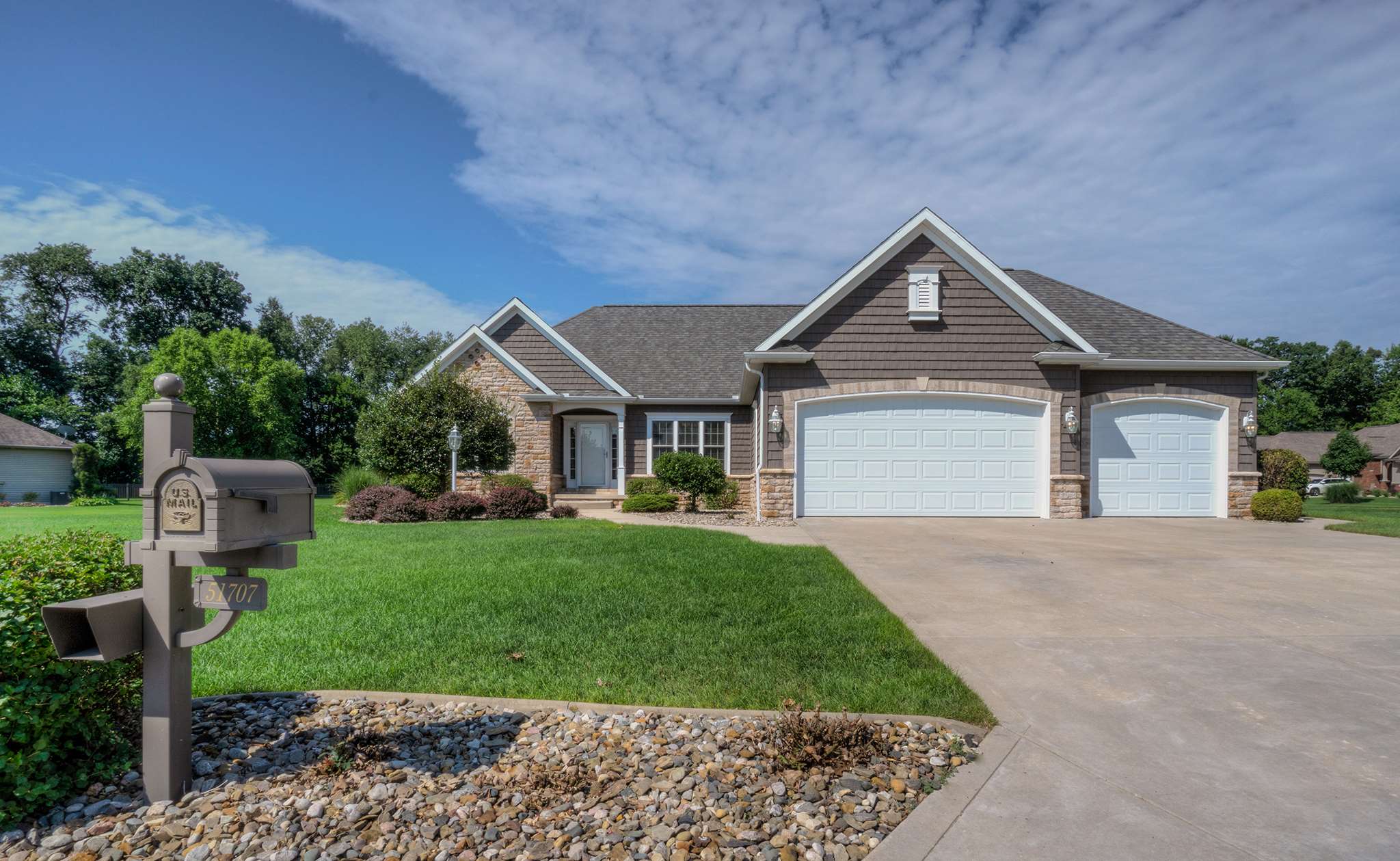51707 Copperfield Ridge Granger, IN 46530 - Photo 2 of 36 Gallery Image 2