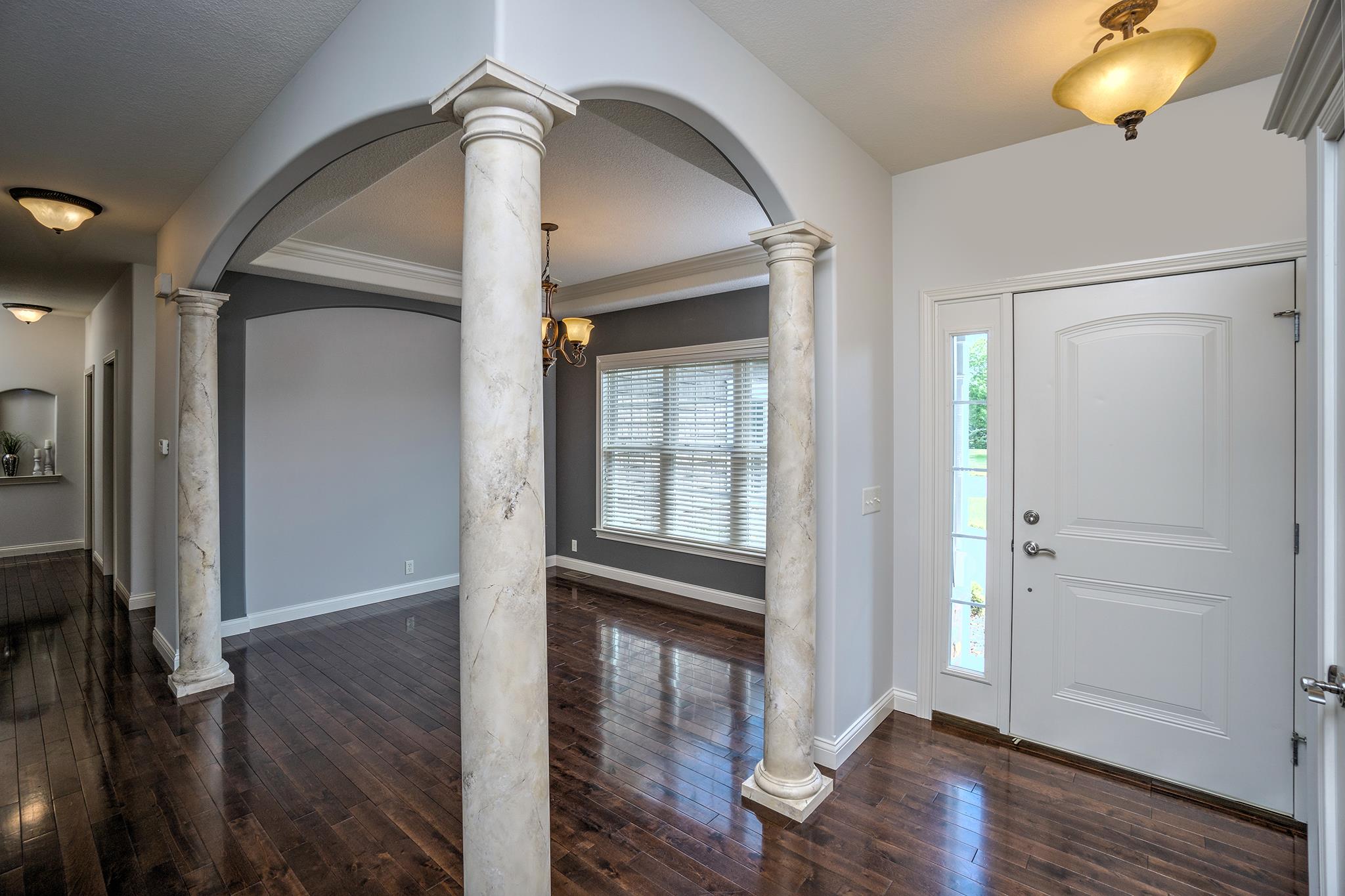 51707 Copperfield Ridge Granger, IN 46530 - Photo 4 of 36 Gallery Image 4