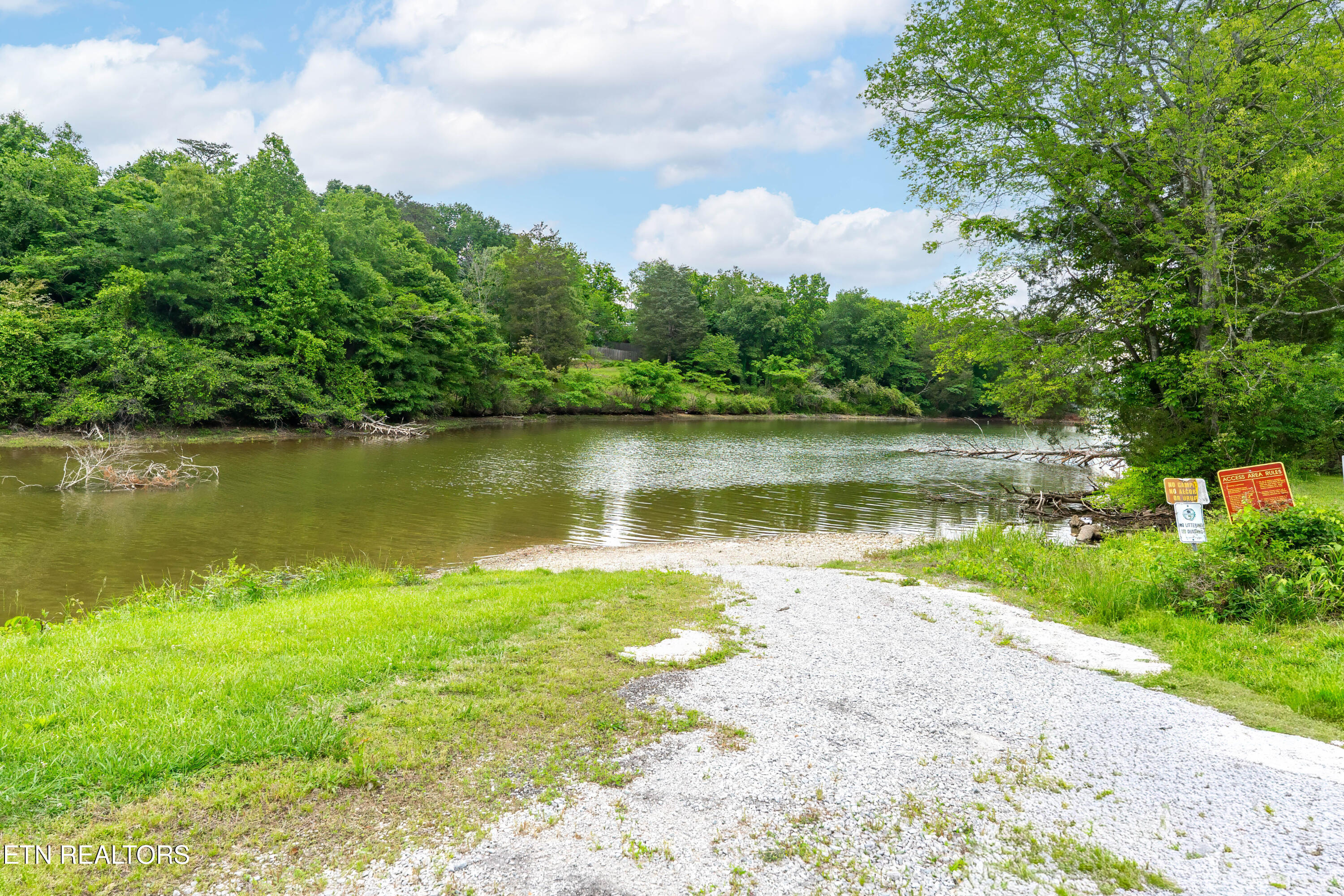 208 Morning Cove Road Kingston, TN 37763 - Photo 2 of 23 _DSC2050-Edit-Edit