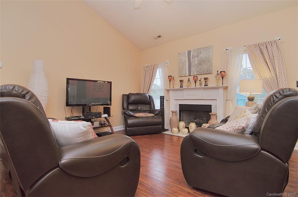 6414 Pence Grove Road, Unit 24 Charlotte, NC 28215 - Photo 8 of 17