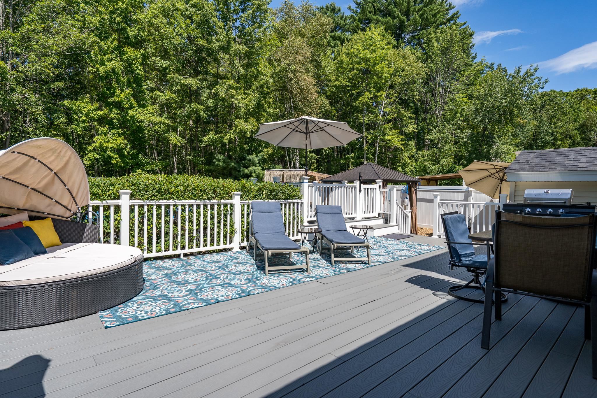 108 Farmer Road Hooksett, NH 03106 - Photo 32 of 49
