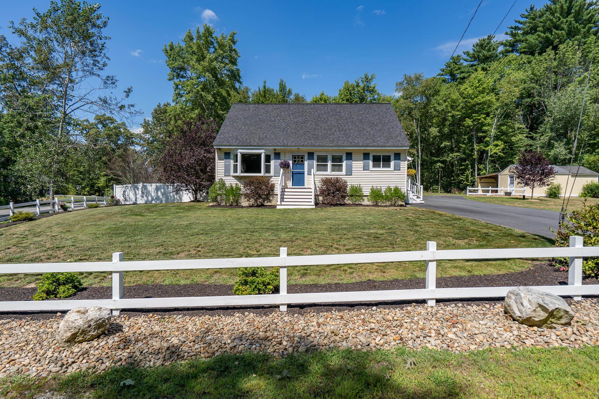 108 Farmer Road Hooksett, NH 03106 - Photo 41 of 49