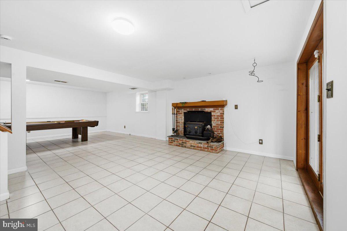 8709 Hawkins Creamery Road Gaithersburg, MD 20882 - Photo 22 of 36 Lower Level