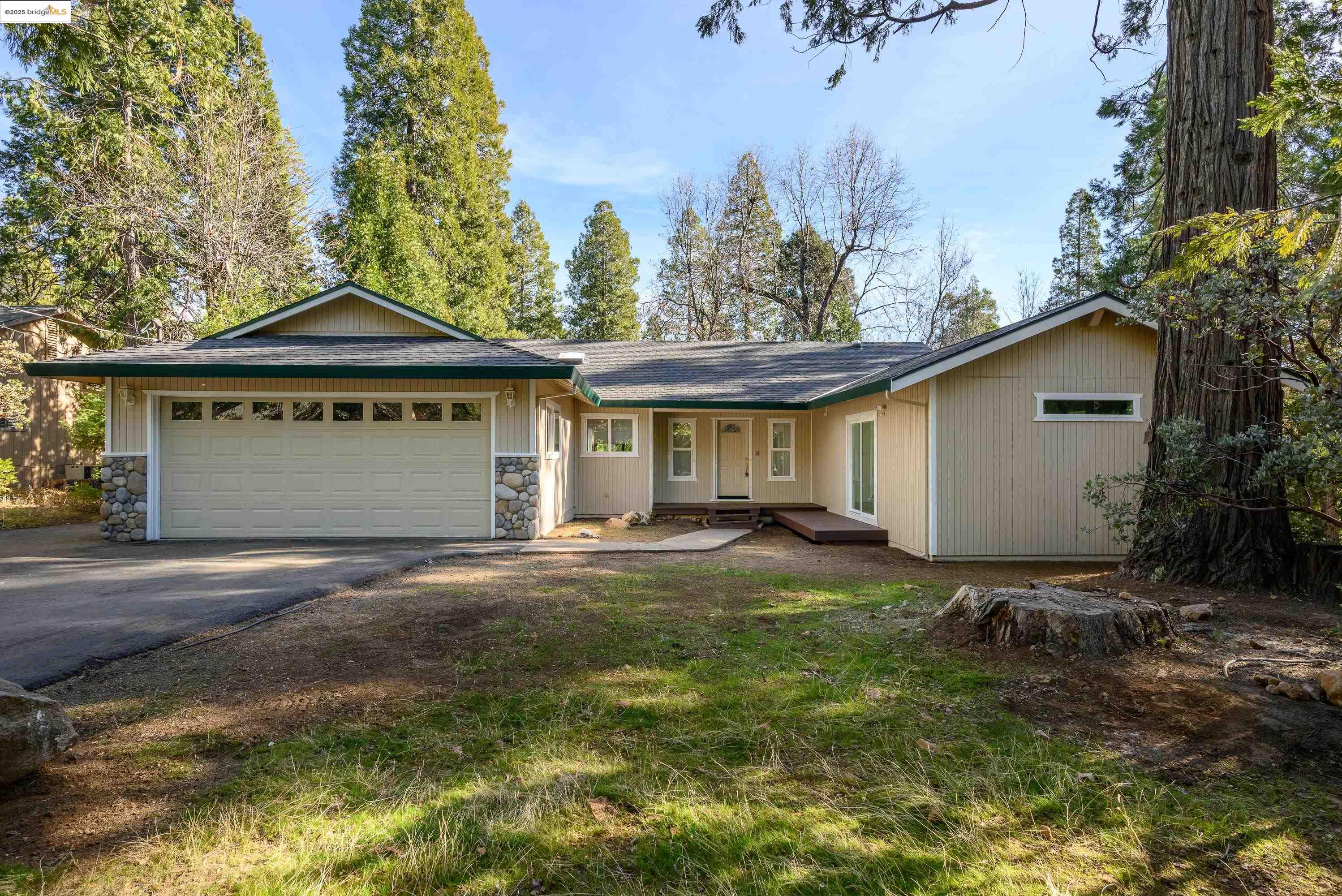 22749 Confidence Road Twain Harte, CA 95383 - Photo 2 of 30