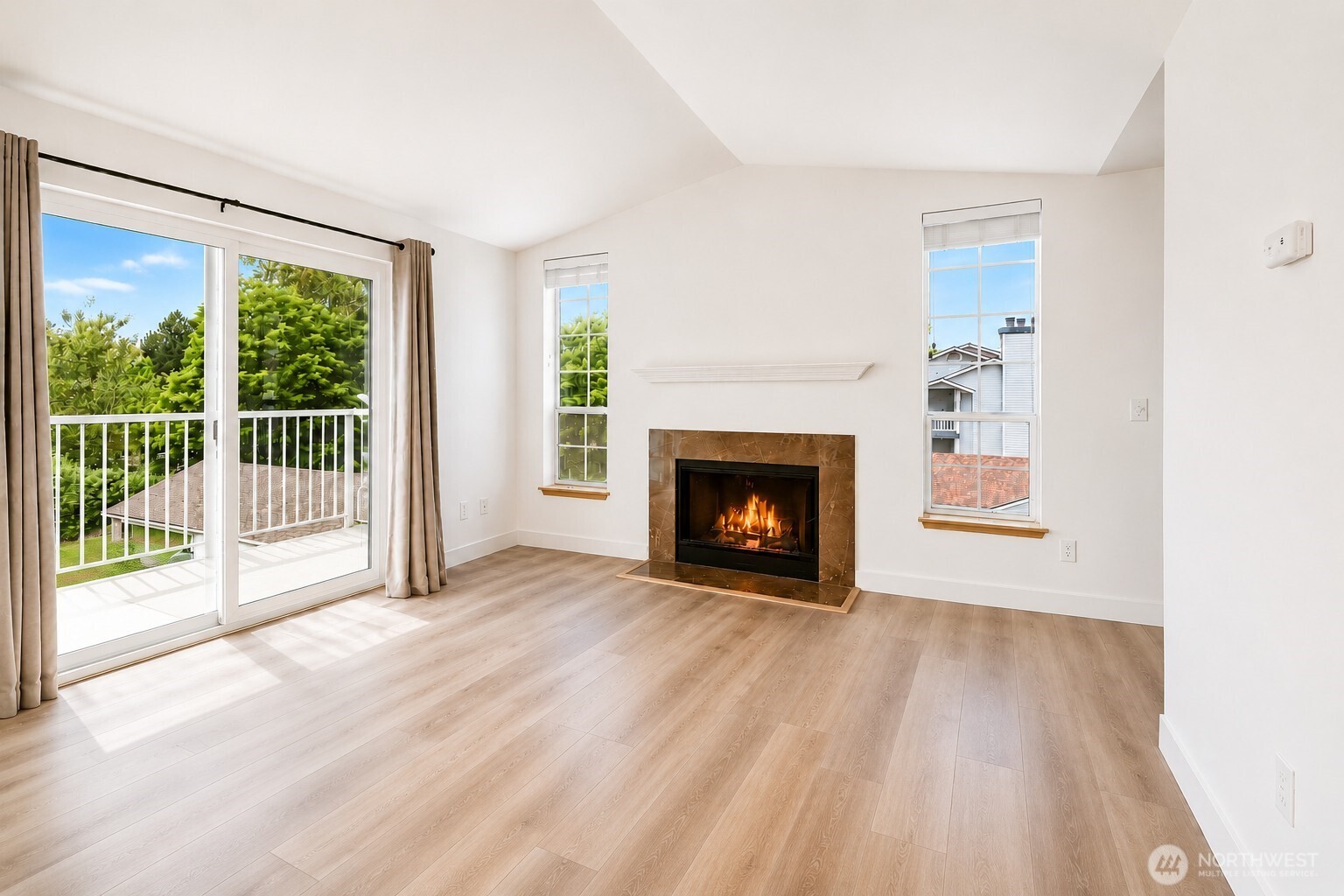 7453 Newcastle Golf Club Road, Unit J301 Newcastle, WA 98059 - Photo 4 of 38