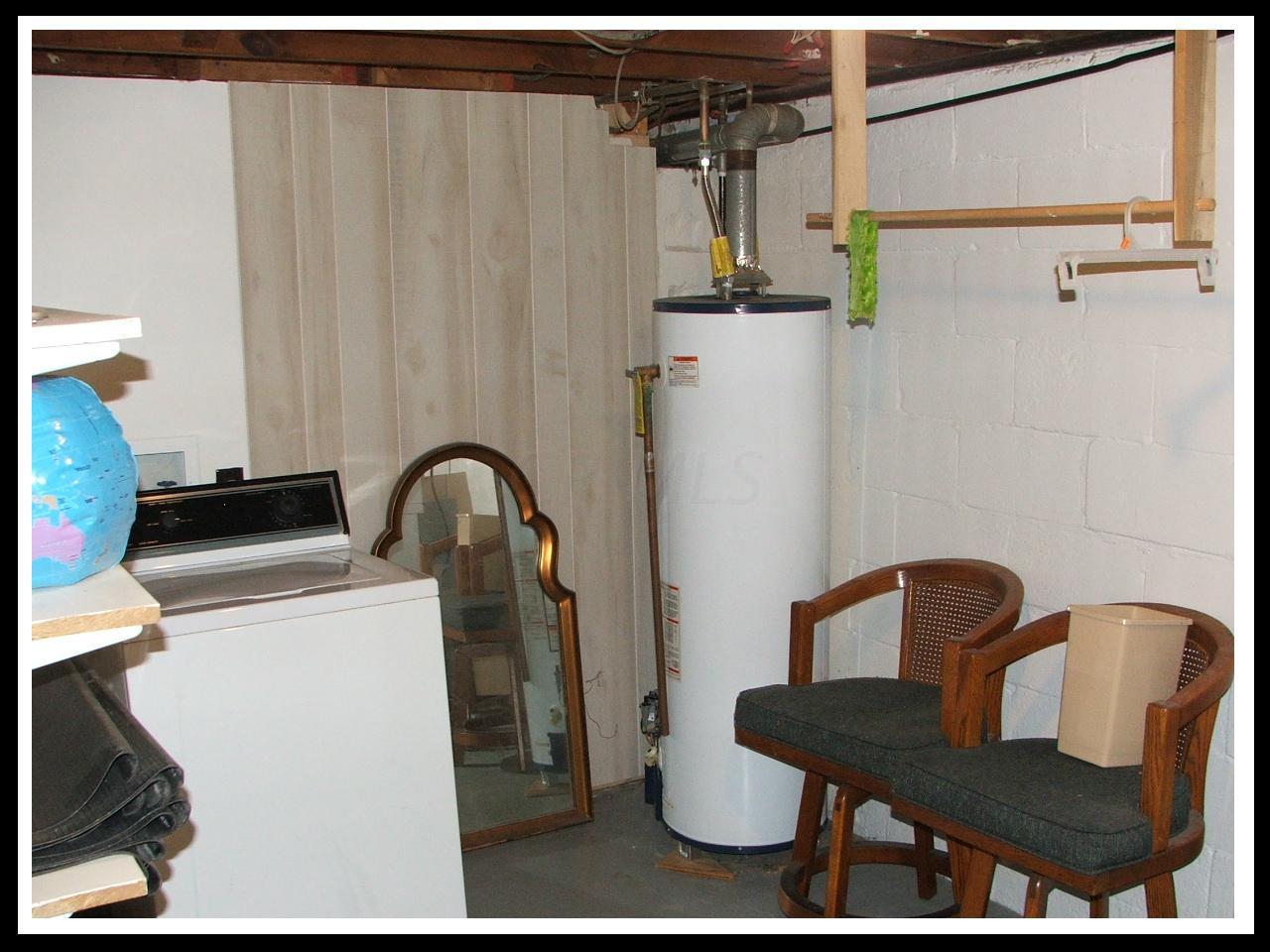 255 Demorest Road Columbus, OH 43204 - Photo 18 of 24 Gallery Image 18