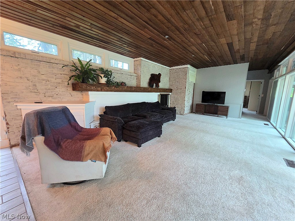 7700 Webster Road Middleburg Heights, OH 44130 - Photo 21 of 48