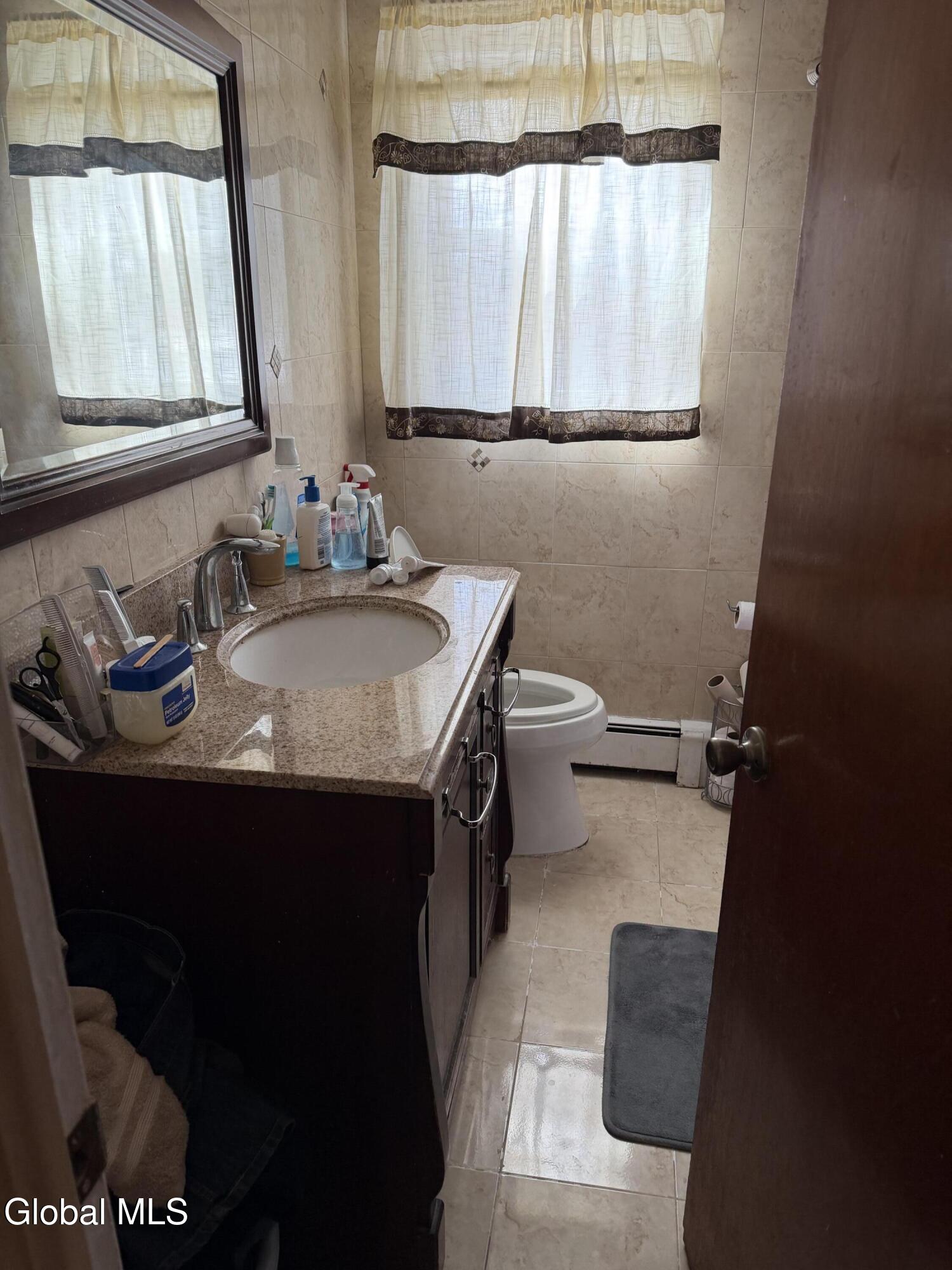 166 Vly Road Colonie, NY 12309 - Photo 4 of 9 IMG_2890