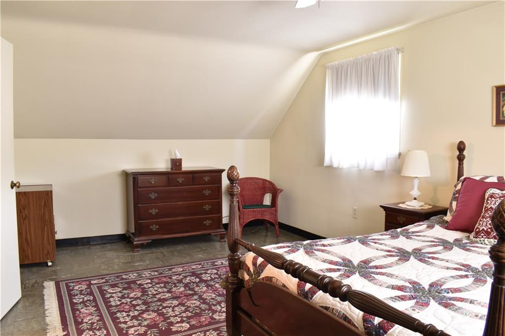 1414 Agnes Road Pittsburgh, PA 15227 - Photo 13 of 24 Gallery Image 13