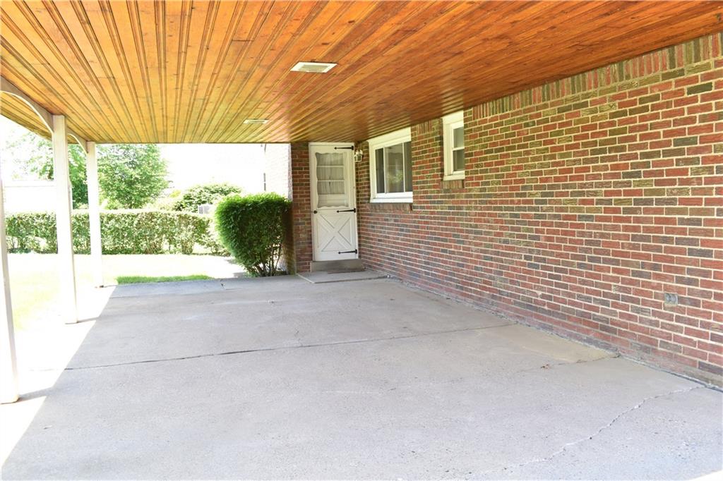 1414 Agnes Road Pittsburgh, PA 15227 - Photo 21 of 24 Gallery Image 21