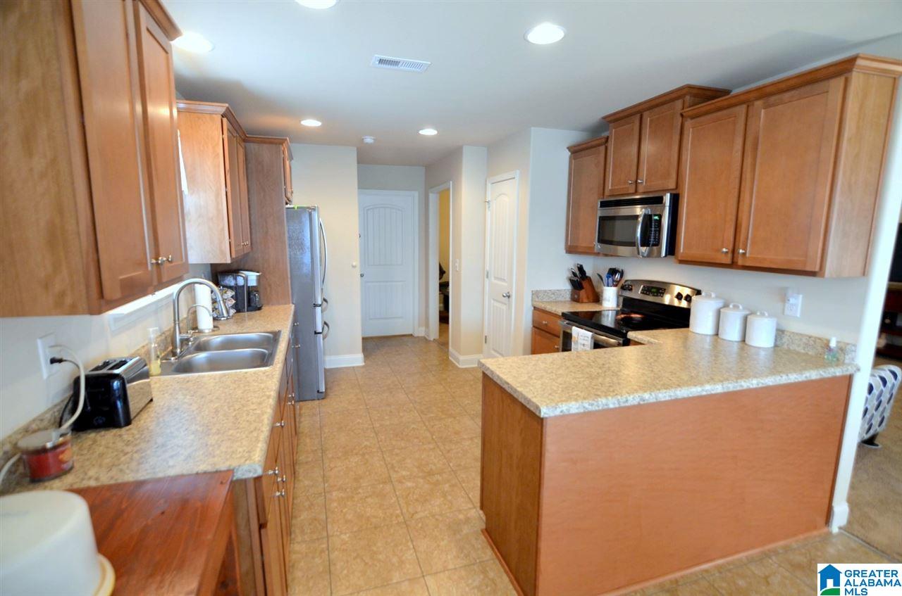 341 Vincent Street Alabaster, AL 35007 - Photo 14 of 39