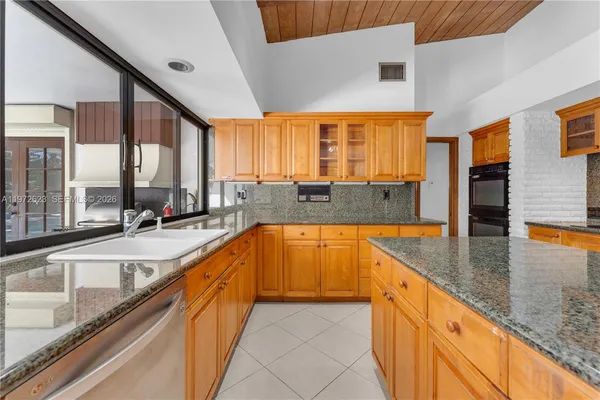 $10,000 | 15305 Southwest 74th Court, Palmetto Bay, FL 33157