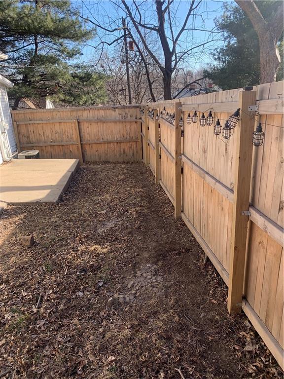 4502 Orchard Road St. Joseph, MO 64505 - Photo 7 of 33