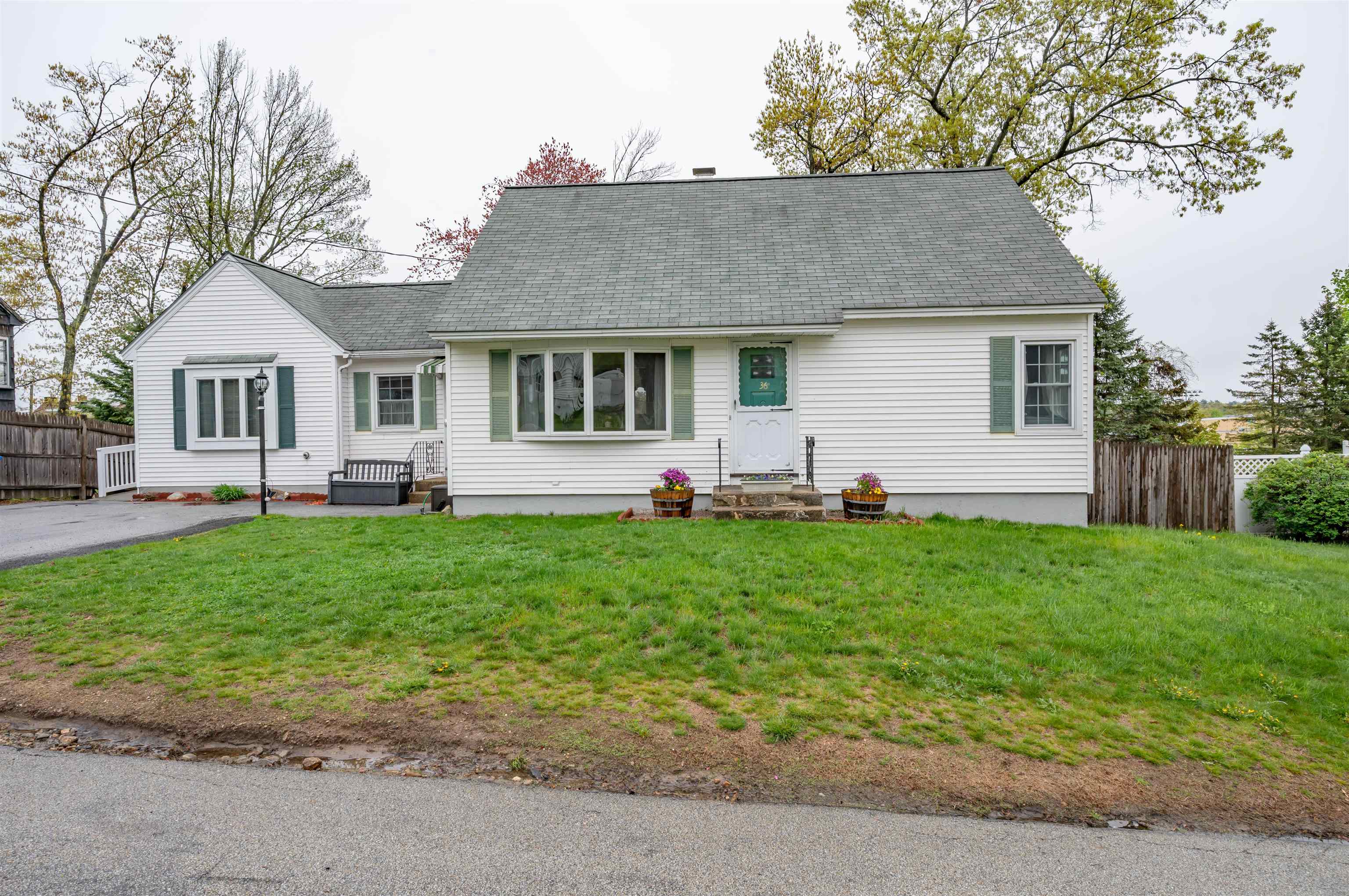 36 Simone Street Manchester, NH 03103 - Photo 1 of 48 Gallery Image 1