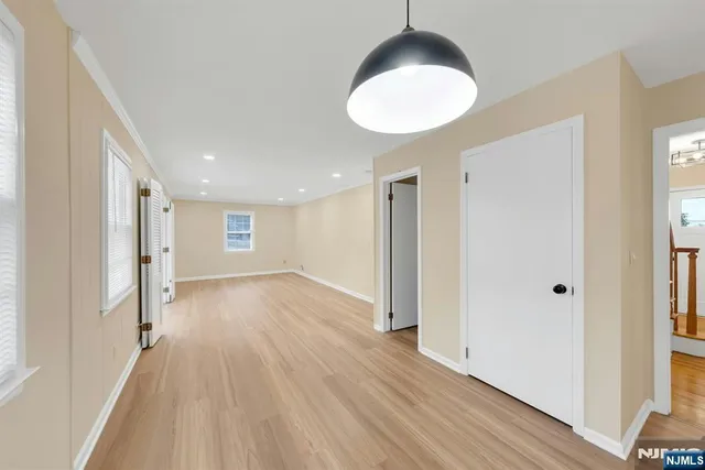 $1,150,000 | 267 East Cedar Street, Livingston, NJ 07039