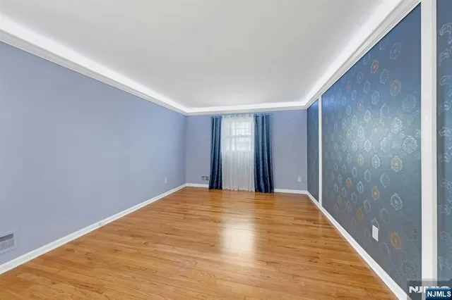 $1,150,000 | 267 East Cedar Street, Livingston, NJ 07039