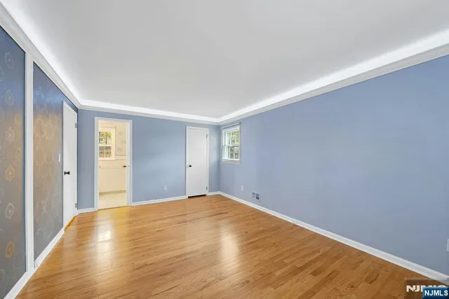 $1,150,000 | 267 East Cedar Street, Livingston, NJ 07039