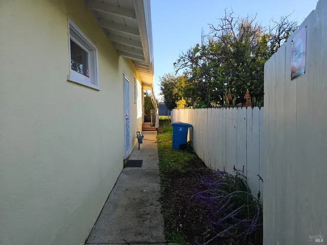 a house view with a backyard
