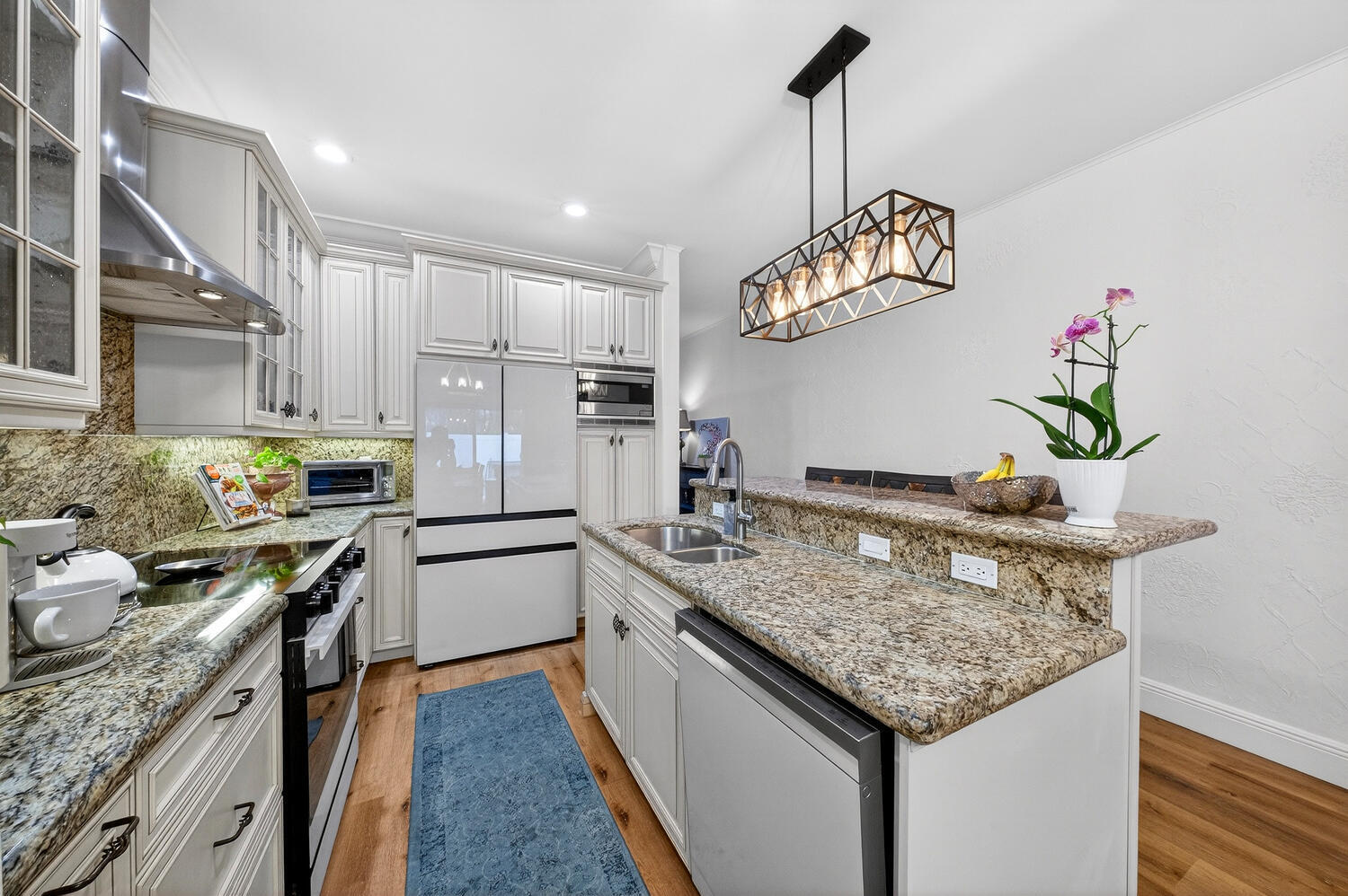 1942 Northeast 32nd Street Lighthouse Point, FL 33064 - Photo 12 of 25 1942 NE 42nd St Pompano Beach-large-013-