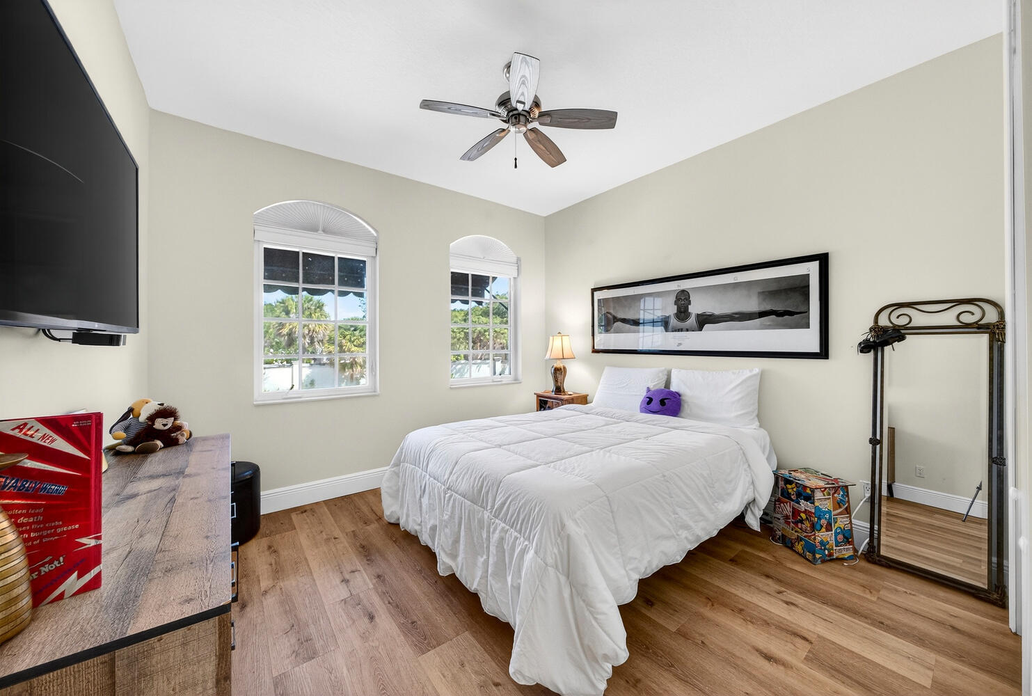 1942 Northeast 32nd Street Lighthouse Point, FL 33064 - Photo 18 of 25 1942 NE 42nd St Pompano Beach-large-021-