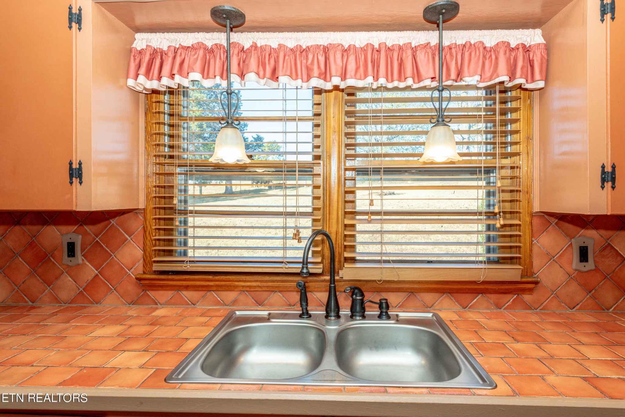 5890 Loudon Ridge Road Lenoir City, TN 37771 - Photo 17 of 42 Gallery Image 17