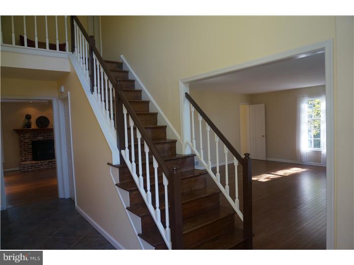 1024 Beaumont Road Berwyn, PA 19312 - Photo 3 of 19 Foyer