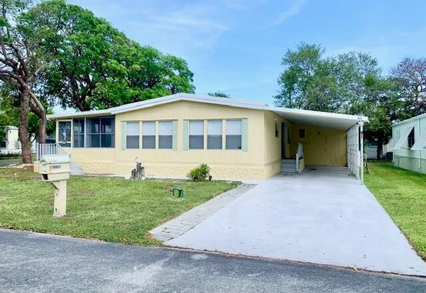 $650,000 | 901 South Emerald Drive, Key Largo, FL 33037