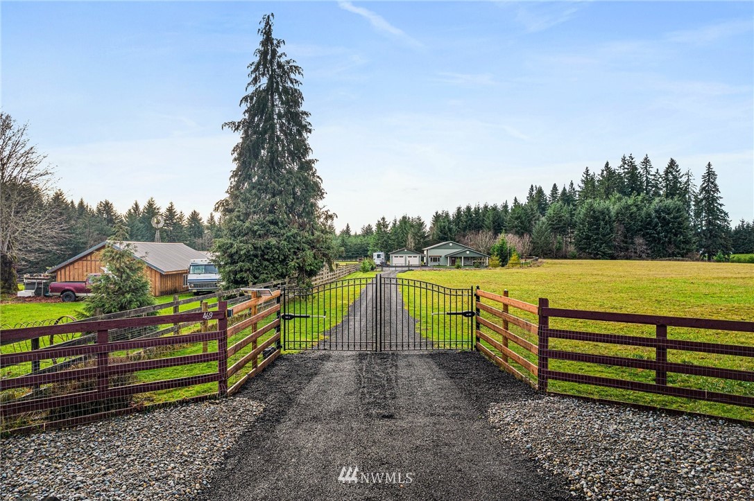 469 Brown Road East Chehalis, WA 98532 - Photo 3 of 35 a view of a park with large trees