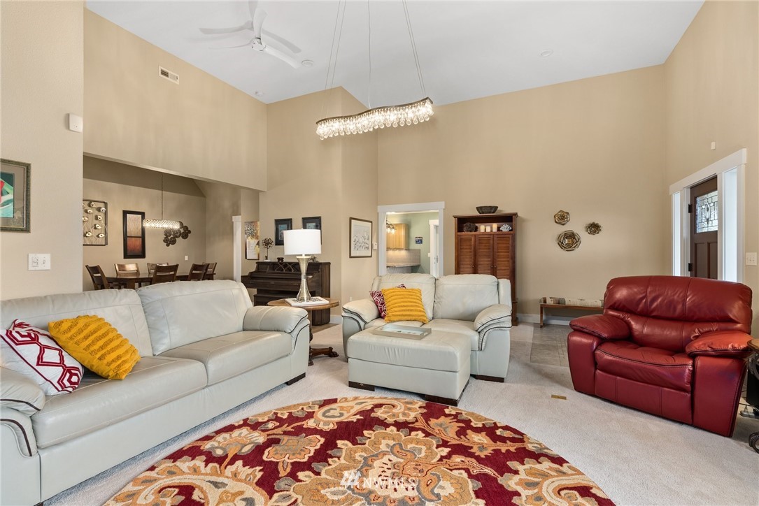 469 Brown Road East Chehalis, WA 98532 - Photo 8 of 35 a living room with furniture and a couch