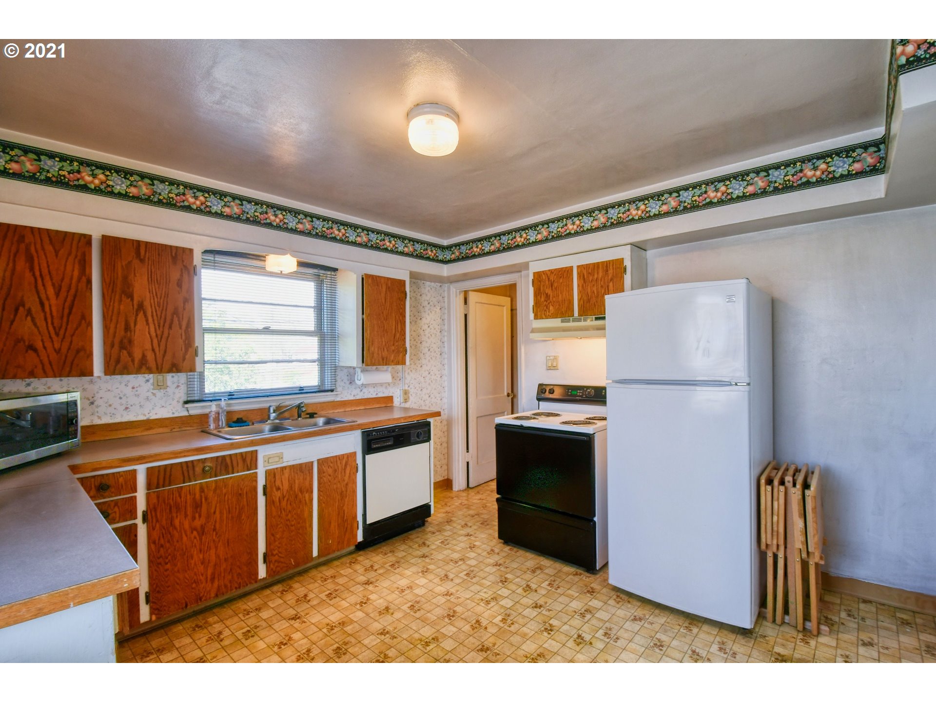 515 Northwest 6th Street Pendleton, OR 97801 - Photo 8 of 26 Gallery Image 8
