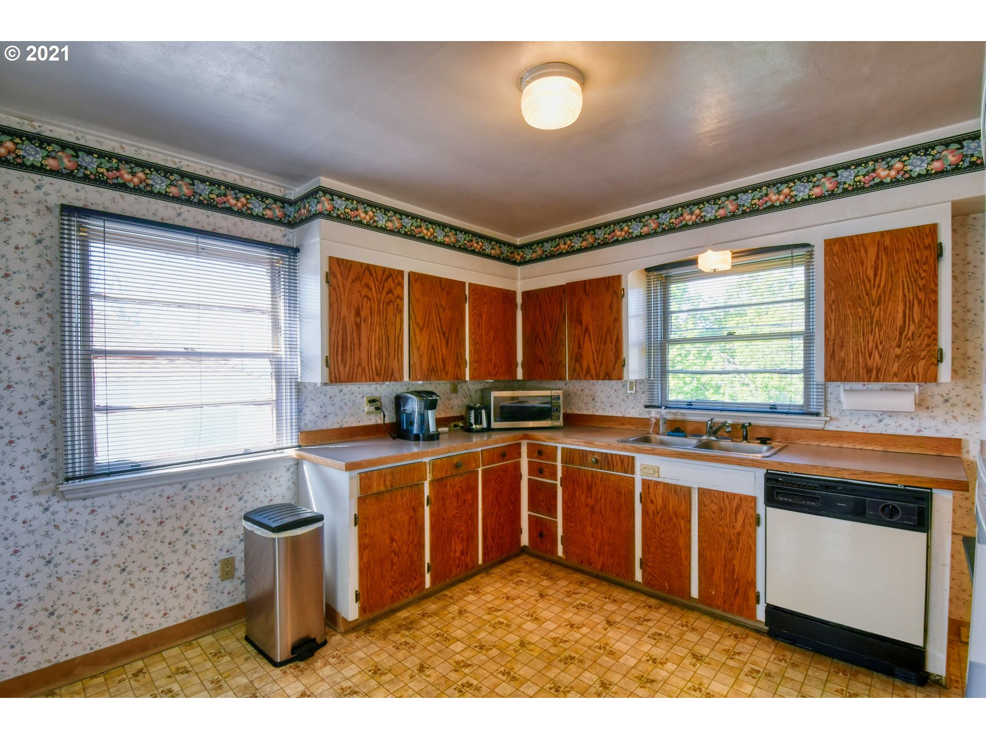 515 Northwest 6th Street Pendleton, OR 97801 - Photo 9 of 26 Gallery Image 9